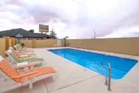 Quality Inn Holbrook Near Petrified Forest - Pools