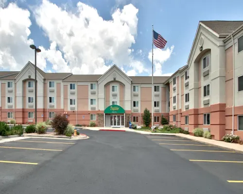 MCM Elegante Suites Hotels near Ute Valley Park