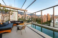 Marquee Hotel Medellin - 5-Star
