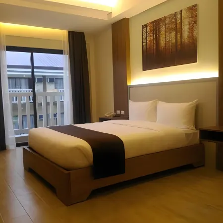 Aquamira Hotel & Resort