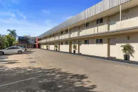 格蘭瑪景觀舒適飯店 - 停車場