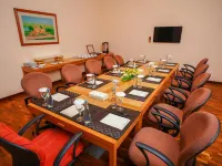 Avari Lahore Hotel Hotels near Bagh-e-Jinnah