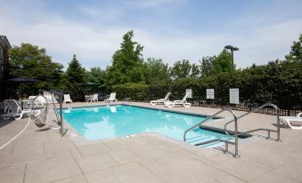 Holiday Inn Express & Suites Bethlehem Arpt-Allentown Area