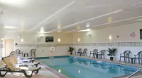Hampton Inn & Suites Chicago/St. Charles - Pools