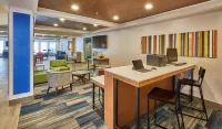 Holiday Inn Express & Suites MEDFORD-CENTRAL POINT by IHG Hotels in Jackson County