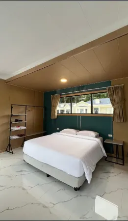 M VILLA AEK NATIO Отели в г. Toba Regency