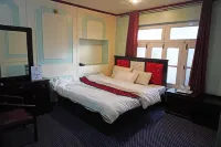Dewanekhas Hotel & restaurent