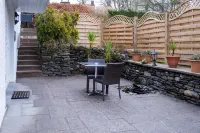 The Howbeck & the Retreat Incl Off-Site Health Club and Parking EV Point Available Hotel di 