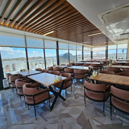 Baypark Hotel & Spa