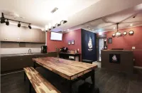 Blueboat Hostel Jeonju