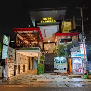 Hotel Elresas Hotel di Lamongan