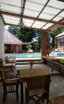 Sprunger Avenue - Tulia Homes - Pools