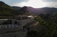 Domaine de La Font des Pères - Teritoria Hotels in Le Castellet