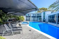 Palm Court Motor Inn Hotels in Port Macquarie