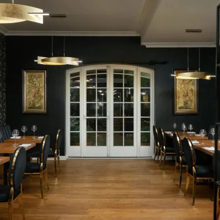 The Royal Adelaide Hotel