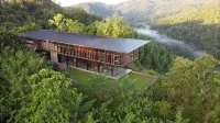 Santani Wellness Kandy Hotel di 