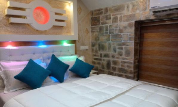 Cathey Pacific Cruise