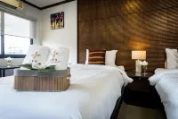 Lux Boutique Hotel