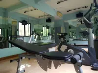 PrimeBiz Hotel Karawang - Gym