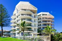 Oceanside Resort Hotels in Bilinga