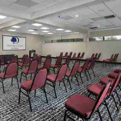 DoubleTree by Hilton Manhattan Others