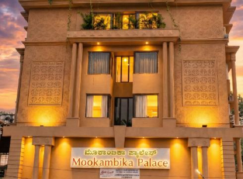 Hotel Mookambika Palace
