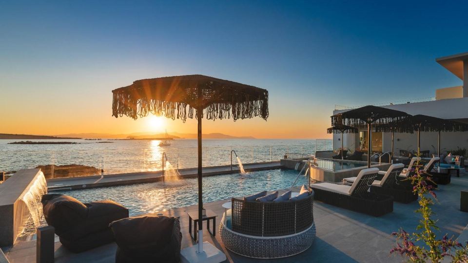 Elia Sea Suites