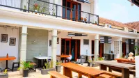 33 Homestay Banyuwangi by Calli Rooms - 2-Star