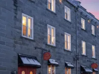 Le Clos Saint-Louis Hotels near La Citadelle
