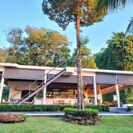 Nest Sense Resort