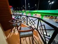 Shri Amman Residency - parcheggio