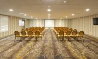 Holiday Inn Express & Suites PASO ROBLES by IHG