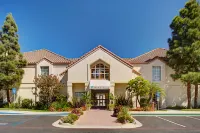 Hyatt House LAX Manhattan Beach Hotel dekat The Point
