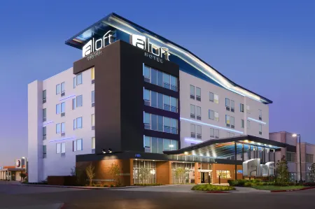 Aloft Dallas Euless Отели в г. Юлесс