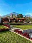 SEROJA Villa and Camping Ground Hotel dekat Air Terjun Sendang Gile