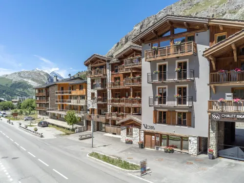 Victoria Lodge, Friendly Hotel Hotels in Val-d'Isere