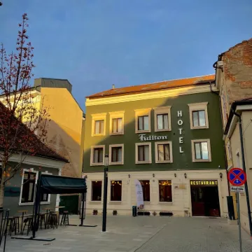 Fullton Central Hotels near British Council Cluj-Napoca