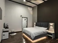 4 Person Spacious Private Room in Bukit Bakri