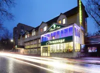 Kroshka Enot Hotel Hotels near Ski Stadium