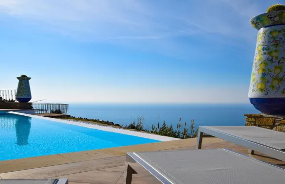 樂亞嘉維農莊酒店