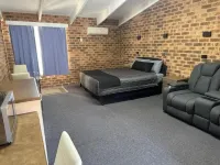 Clock Tower Motor Inn Hotels in Coonabarabran