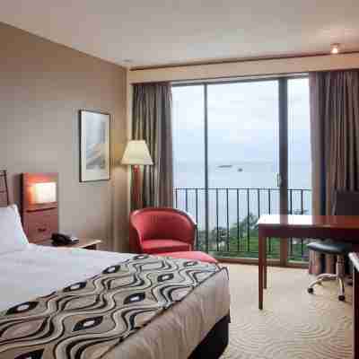 Crown Hotel Rooms