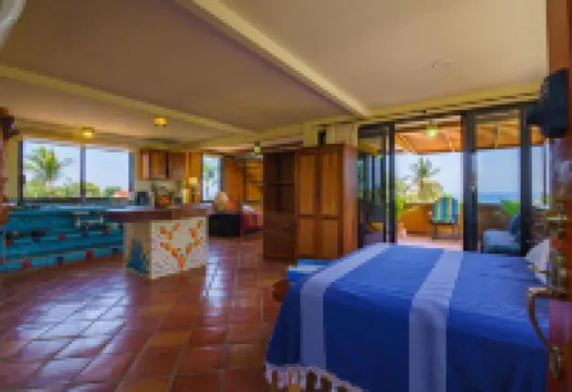 Hotel Casamar Suites