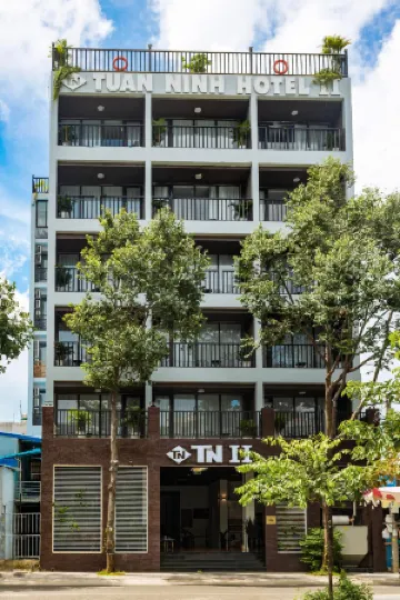 Tuan Ninh Hotel 2 Отели рядом с достопримечательностью «Пуло-Кондор»