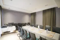 Milan Hotel Tashkent 타슈켄트 호텔