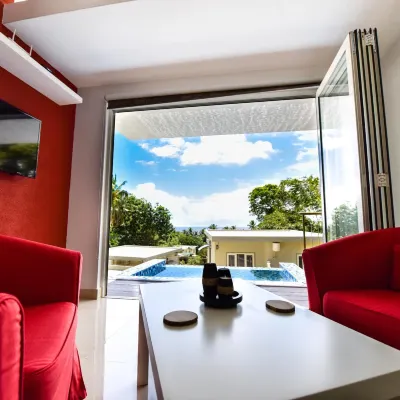 Moulin Kann Villas アンス・インテンダンス周辺のホテル