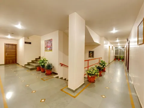 Hotel Rajpurush