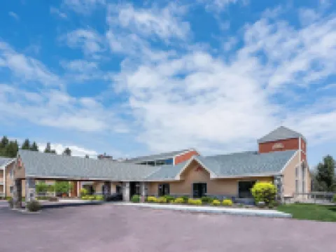 AmericInn by Wyndham Tofte Near Lake Superior Hotels in Cook County
