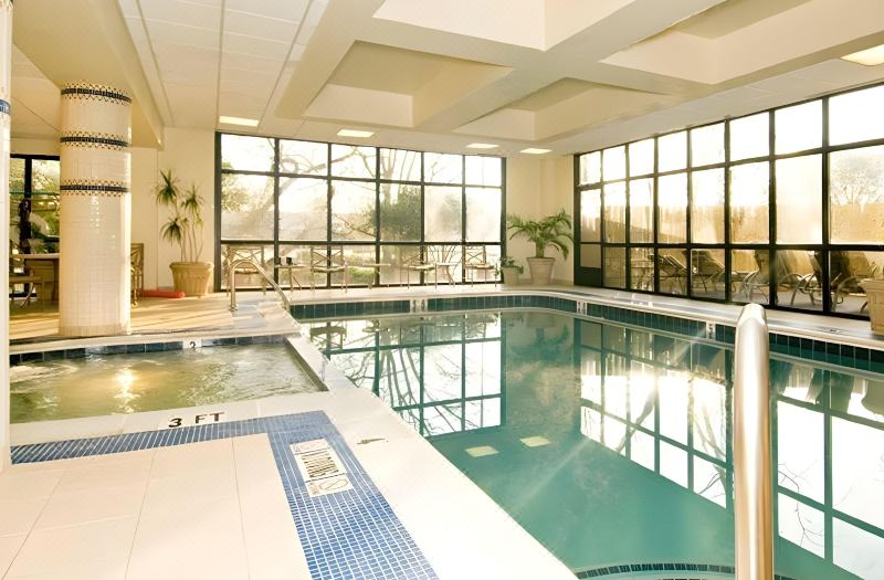 Embassy Suites by Hilton Atlanta Galleria photo 2
