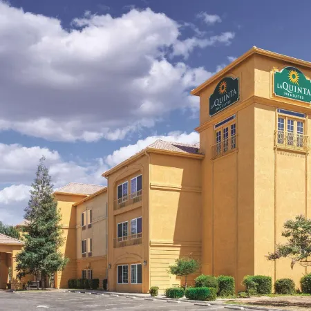 La Quinta Inn & Suites by Wyndham Bakersfield North